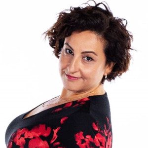 Актер Озлем Токаслан