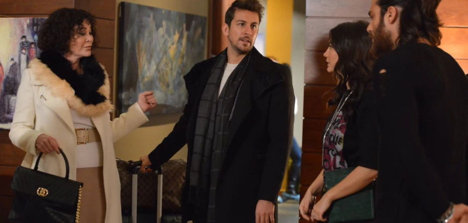 Кадр из Ранняя пташка 27 серия